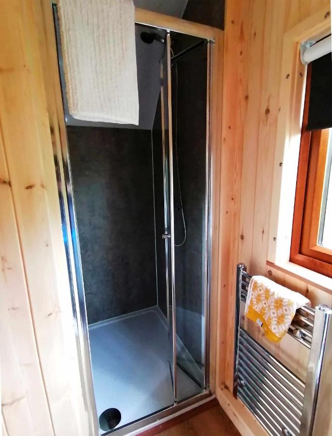 Ferienwohnung Air A' Chroit Luxury Pods Paible Exterior foto